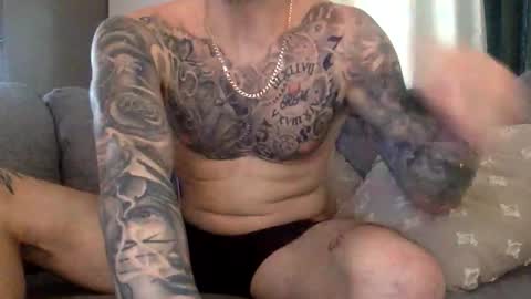 kinnkybwc online show from March 27, 9:49 pm