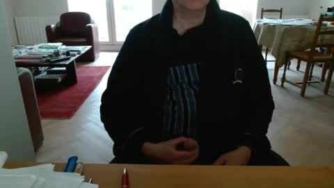 kisslog1 online show from March 28, 3:23 pm