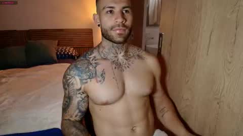 kite__ online show from July 28, 8:52 pm