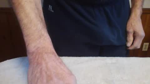Snapshot of kjr2897 chatting on December 25, 2:45 pm kjr2897 online show from December 25, 2:45 pm