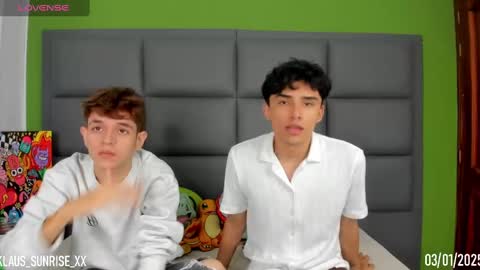 Snapshot of klaus_sunrise_xx chatting on January 4, 4:12 am KLAUS online show from January 4, 4:12 am