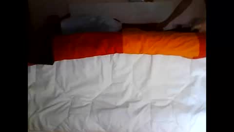 kledenn online show from March 5, 10:44 am