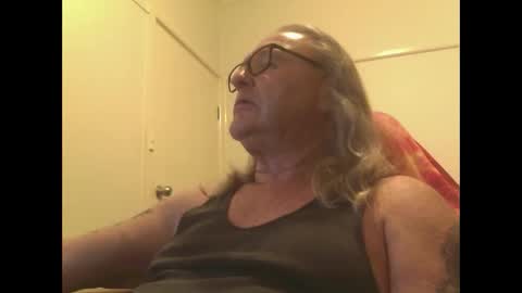 knobout online show from March 18, 11:46 am