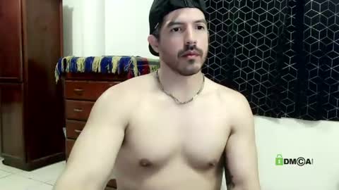 kolombianox online show from June 20, 7:02 am