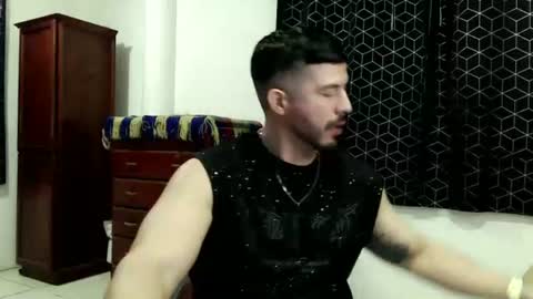kolombianox online show from June 27, 8:39 am