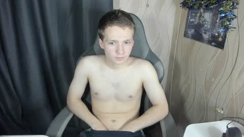 Snapshot of konnor_deviant chatting on January 1, 6:59 pm konnor_deviant online show from January 1, 6:59 pm