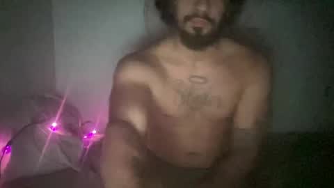 kriswithek online show from December 3, 6:35 am