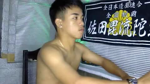 kritthanarkorn online show from February 8, 5:39 pm