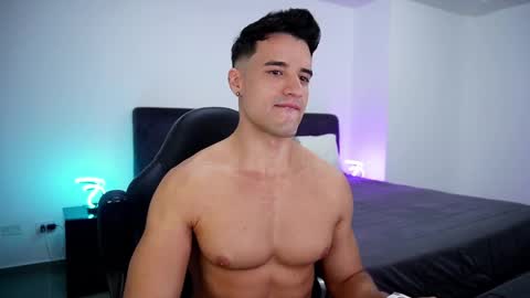 Snapshot of krops_ chatting on March 6, 9:58 am KROPS online show from March 6, 9:58 am