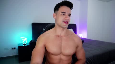 Snapshot of krops_ chatting on February 15, 12:22 pm KROPS online show from February 15, 12:22 pm