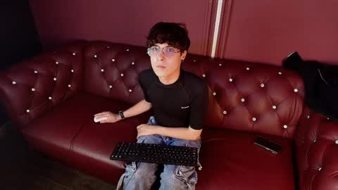 krown_nox online show from June 3, 7:08 pm