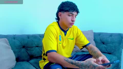 Kroy Wave  Muscle Tattoos Latino online show from July 5, 4:19 am