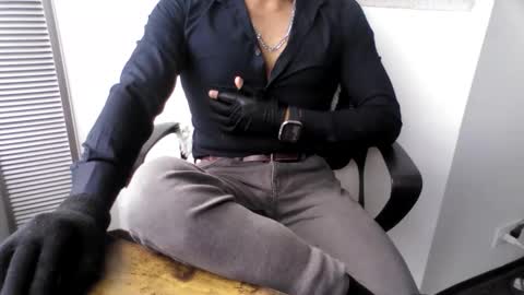 kunal7034 online show from May 9, 7:26 pm