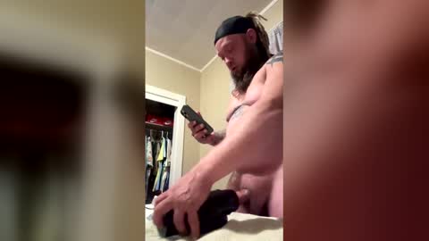 kuntryg83 online show from December 20, 10:28 pm