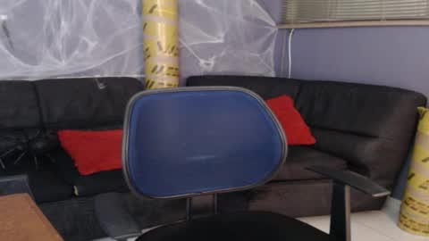 kuregari_xs online show from November 2, 4:39 am