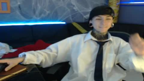 kuregari_xs online show from October 26, 5:31 am