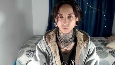 kuregari_xs online show from December 15, 1:46 am