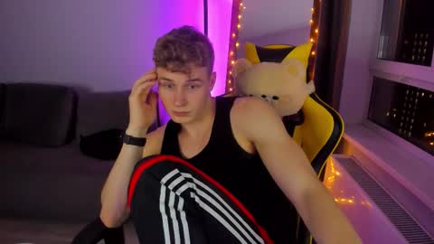 kurt_hanssen online show from October 21, 8:55 pm