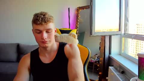 kurt_hanssen online show from July 17, 5:08 pm