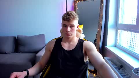 kurt_hanssen online show from July 9, 3:49 pm