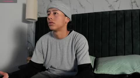 labrinthteasing online show from November 28, 1:35 pm