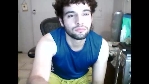 Snapshot of lakewood4523 chatting on January 14, 11:31 am Carlosss online show from January 14, 11:31 am