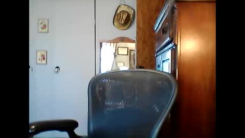 Snapshot of lakewood4523 chatting on September 24, 9:57 pm Carlosss online show from September 24, 9:57 pm