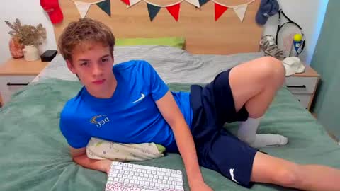 Fandi online show from July 27, 4:25 pm