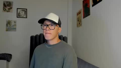 lass_nazar online show from October 23, 1:09 am