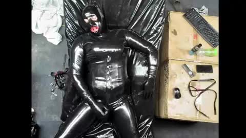 latex boy 38 online show from August 5, 6:35 pm