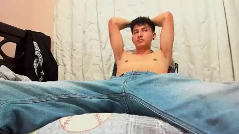 latin_hotdick online show from March 7, 2:53 am