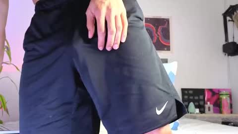 Logan online show from December 21, 11:13 pm