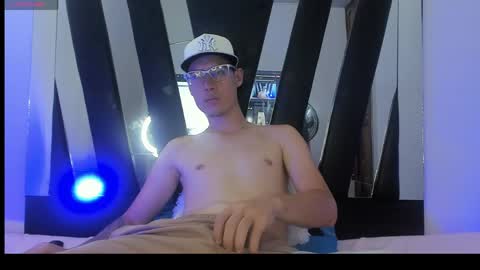 Santiago online show from April 13, 4:51 pm