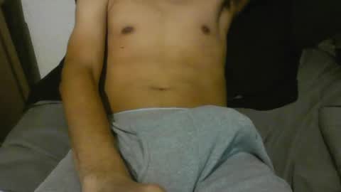 latinman7945 online show from July 7, 7:23 am