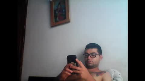 latino6972 online show from October 21, 3:26 pm