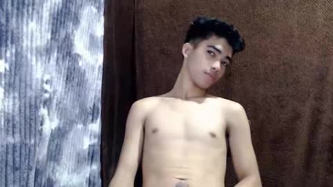 laurence_cuttieguyhere online show from May 6, 8:26 am