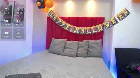 Snapshot of lawford_mike chatting on October 12, 8:47 pm Mike online show from October 12, 8:47 pm