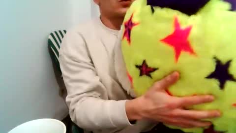 laydyys online show from February 22, 9:42 pm