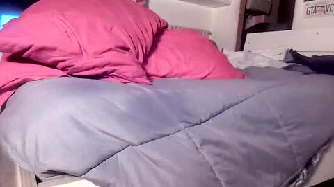 lcm22 online show from January 6, 12:58 am