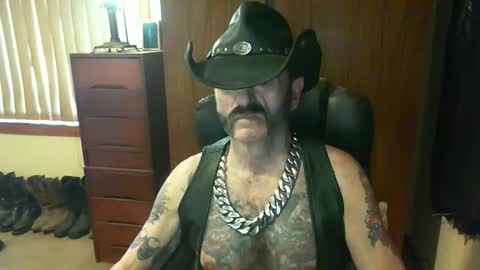 leathergreaser online show from November 26, 12:13 am
