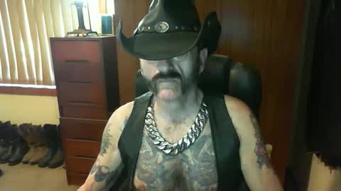 leathergreaser online show from November 25, 12:12 am