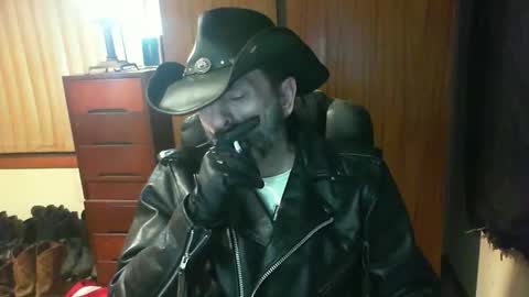 leathergreaser online show from June 9, 7:15 pm