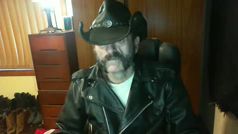 leathergreaser online show from June 7, 9:00 pm