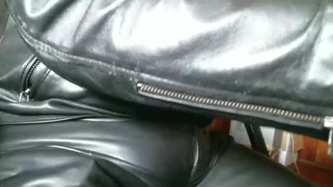 Leathermotocross online show from October 15, 1:08 pm