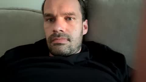 leexxx_69 online show from April 17, 11:40 pm