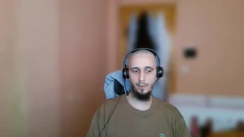 lefrenchiies online show from February 12, 9:59 am