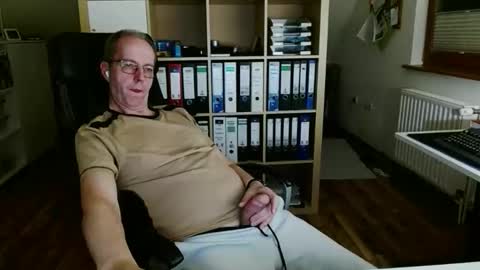 Dave online show from March 4, 10:50 pm