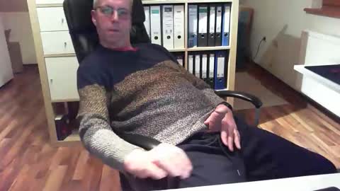 Dave online show from October 30, 8:32 pm