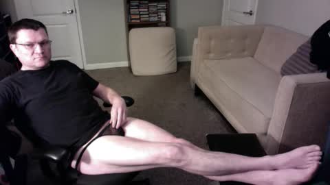 legs999 online show from December 16, 1:22 pm