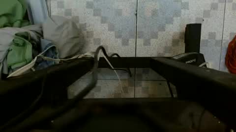 lelehott01 online show from July 1, 2:23 am